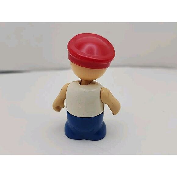 Vintage Shelcore Playmates Little People Man with Red Hat Blue Pants EUC - Picture 2 of 5